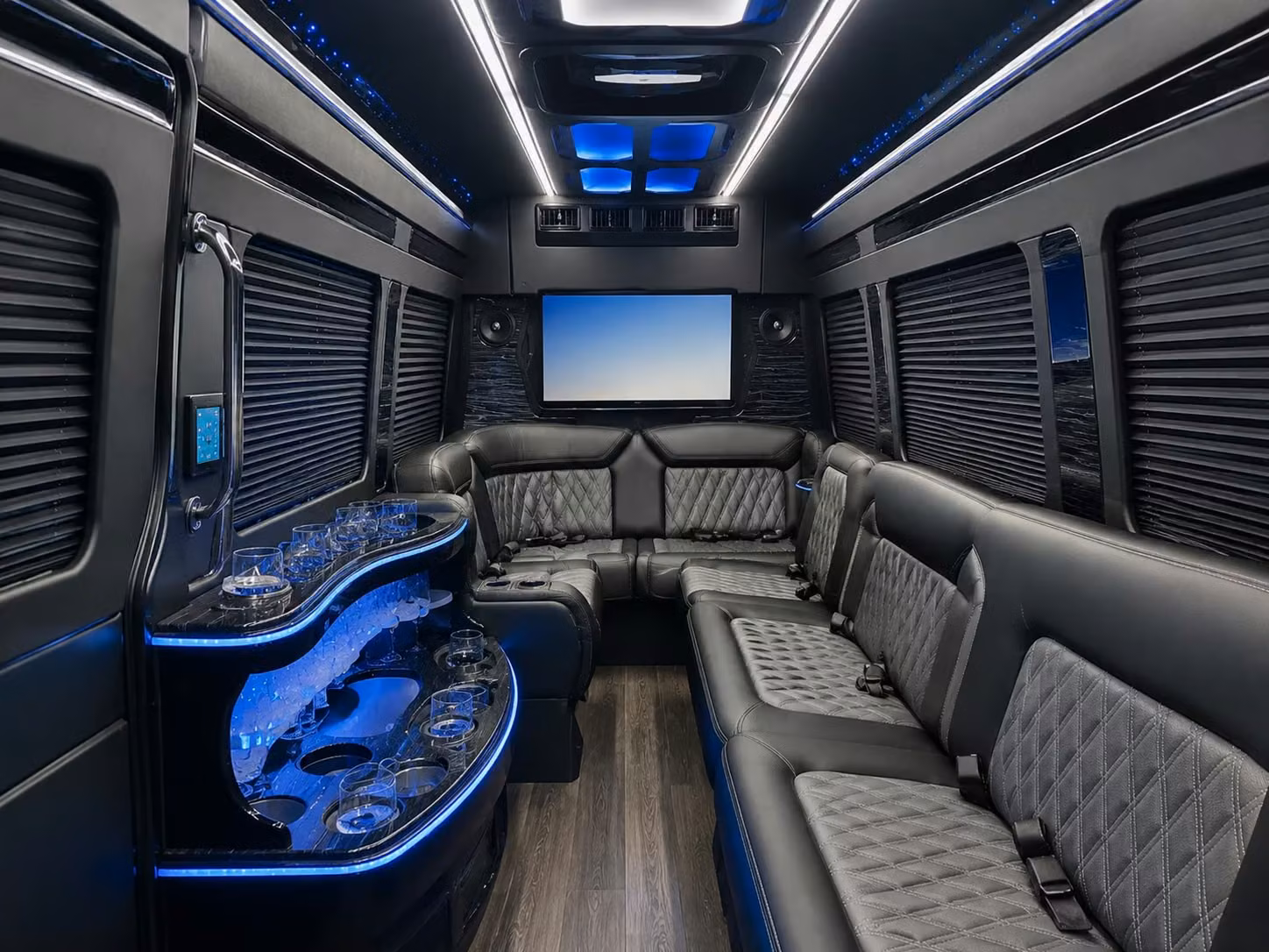 corporate groups in thornton can count on reliable airport shuttle service
