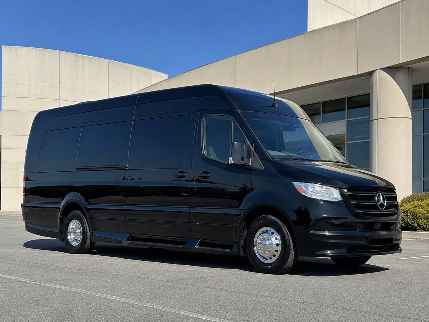thornton airport transfer shuttle bus services