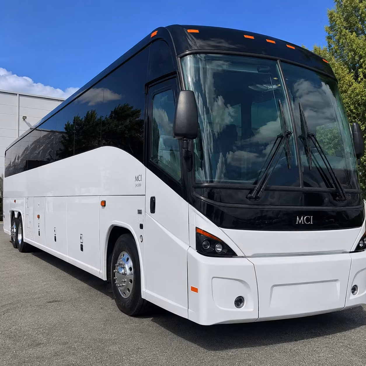 thornton charter buses for municipal government shuttles and civic events